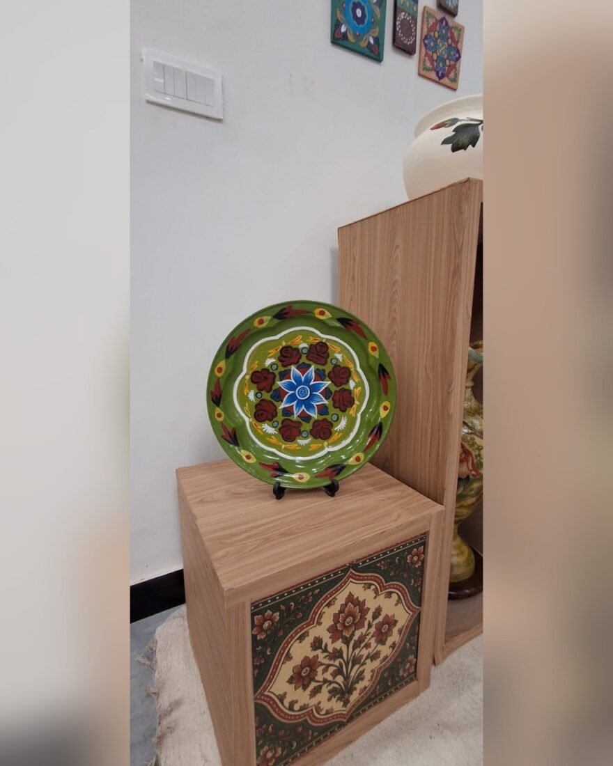 Truck Art Round Dish – SMT-EH-441